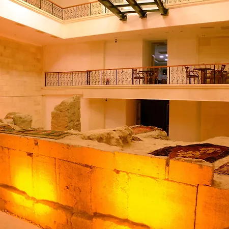 Safa Royal Museum ホテル